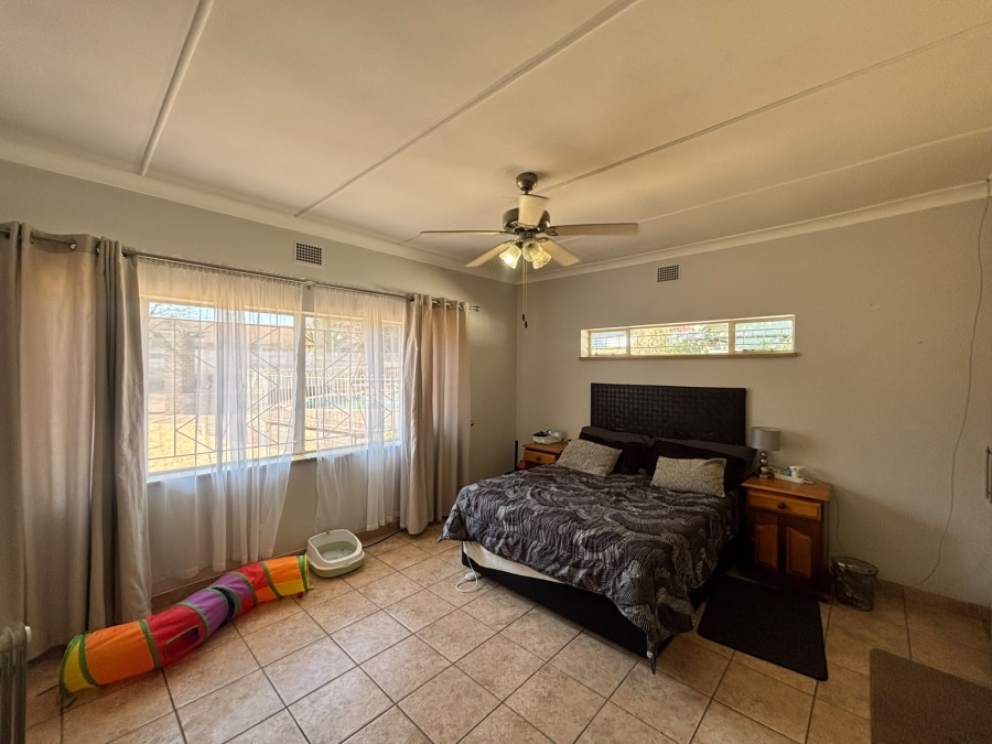 4 Bedroom Property for Sale in Vaal Park North West